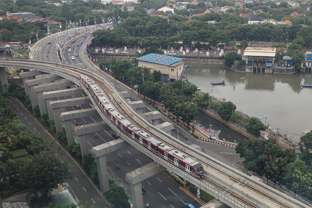  Jakarta Govt to Woo Investors for Jakarta LRT Extension Megaproject