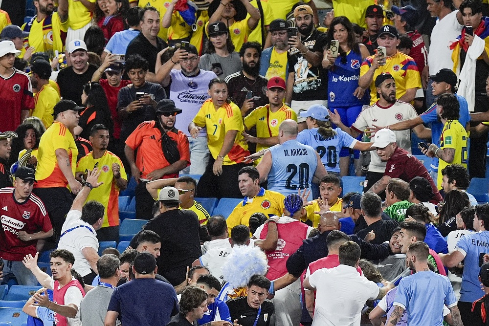  Darwin Nunez Gelut dengan Suporter di Copa America 2024, Conmebol Ambil Sikap