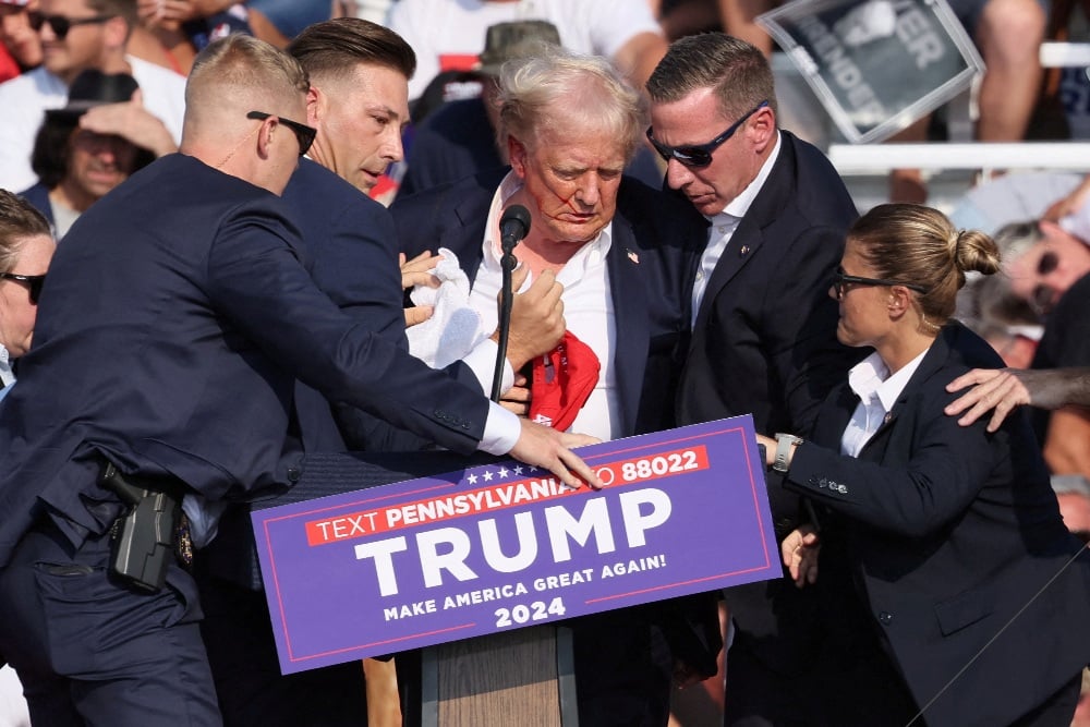  Sosok di Balik Foto Heroik Donald Trump, Pernah Raih Pulitzer