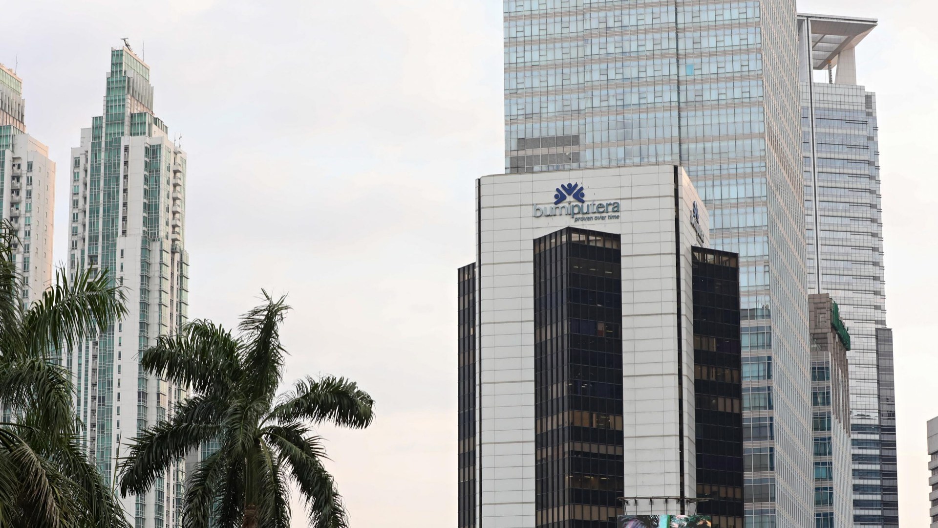  Kondisi Terbaru AJB Bumiputera: Bayar Klaim Lebih Banyak, Saham Babak Belur