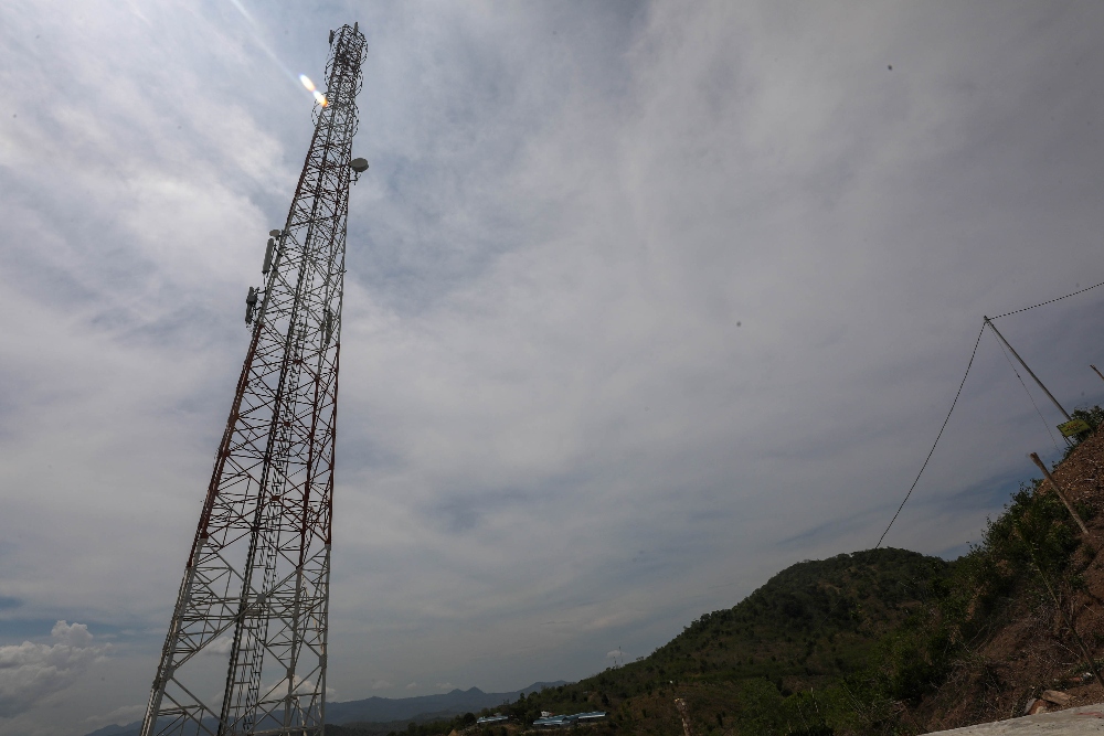  Keselamatan Pekerja Terancam, Bakti Relokasi 623 Menara BTS