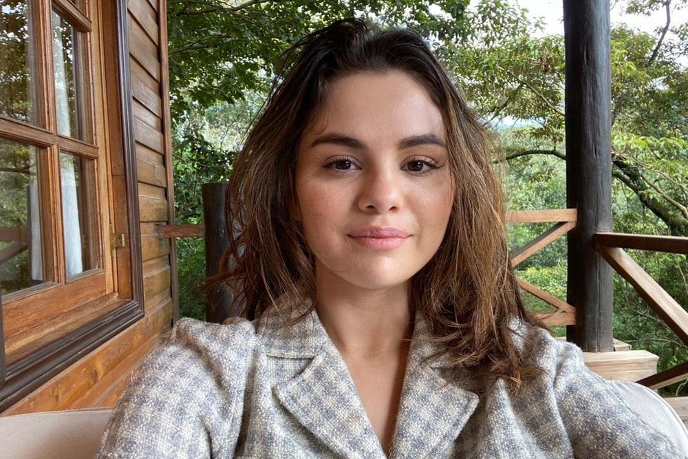  Selena Gomez Jago Bisnis, Kekayaan Tembus Rp12 Triliun