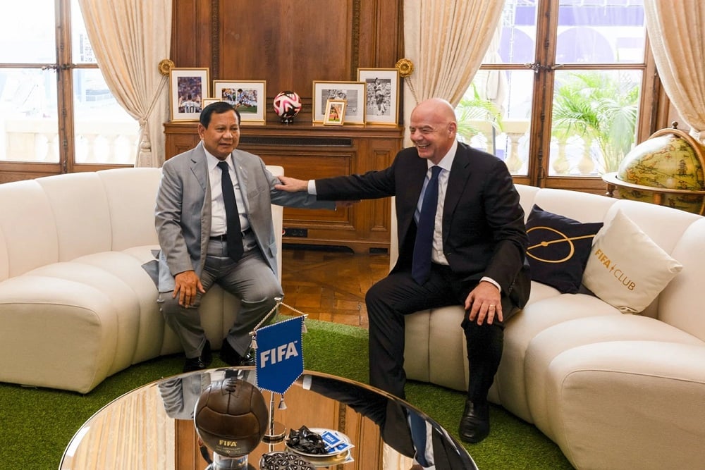  Prabowo Bertemu Presiden FIFA di Olimpiade Paris 2024, Ini yang Dibahas