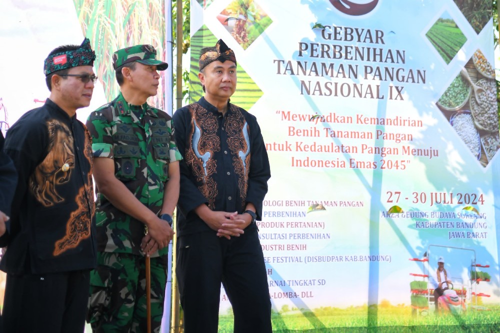  Bey Puji Acara Gebyar Perbenihan Tanaman Pangan di Kabupaten Bandung