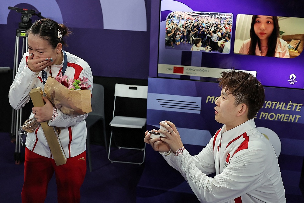  So Sweet, Begini Momen Huang Yaqiong Dilamar Liu Yuchen di Olimpiade Paris 2024