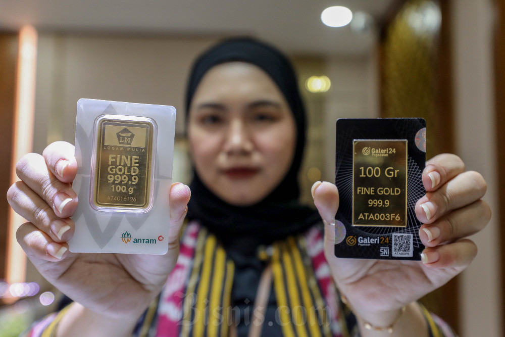 Harga emas Antam terpantau stagnan pada perdagangan hari ini, Kamis (8/8/2024). Emas batangan termurah ukuran 0,5 gram masih dibanderol Rp749.500. Bisnis/Eusebio Chrysnamurti