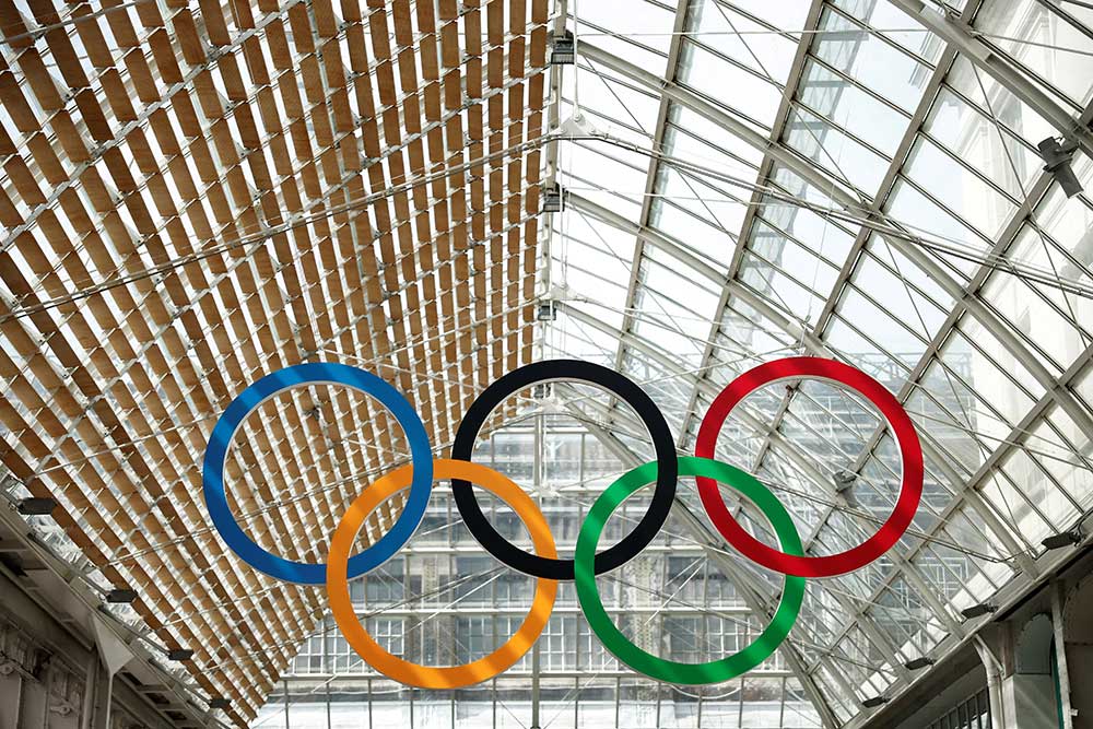 Pihak katering dan NOC menanggapi tudingan ada cacing di makanan atlet Olimpiade Paris 2024 / REUTERS-Benoit Tessier