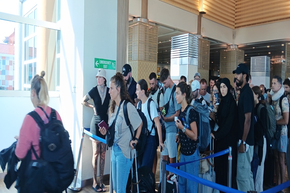  Air Asia Buka Rute Penerbangan Bali - Phuket