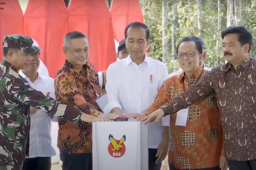  Jokowi Groundbreaking Proyek Sukanto Tanoto di IKN, Nilainya Rp2 triliun