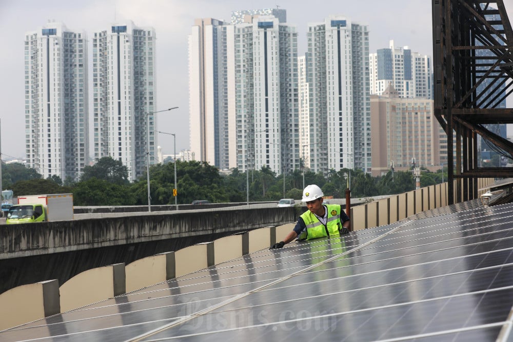  Relaksasi TKDN Proyek PLTS Cs, ESDM Jamin Investasi EBT Dalam Negeri Terjaga