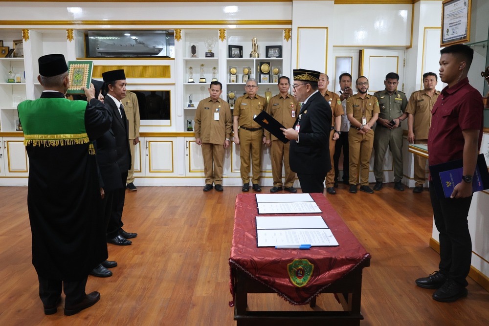  Pj Bupati PPU Lantik Pejabat Baru, Tekankan Pentingnya Sumpah Jabatan
