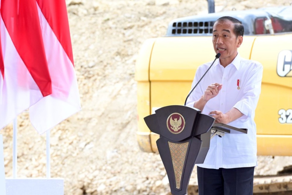  Jokowi Bantah Cawe-cawe atas Mundurnya Airlangga dari Kursi Ketum Golkar