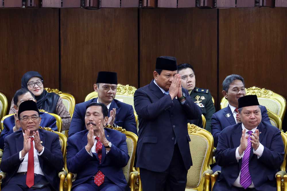  Defisit APBN 2025 Melebar, Prabowo Tarik Utang Baru Rp775,9 Triliun?