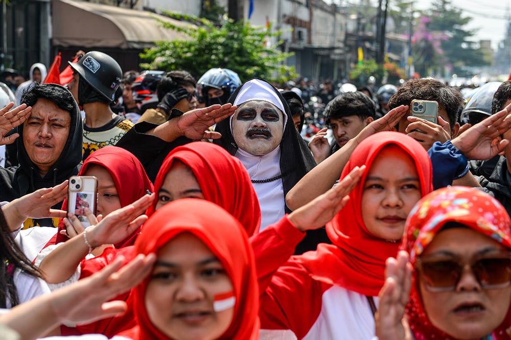  Aksi Berhenti Tiga Menit di Jalanan Kota Bandung