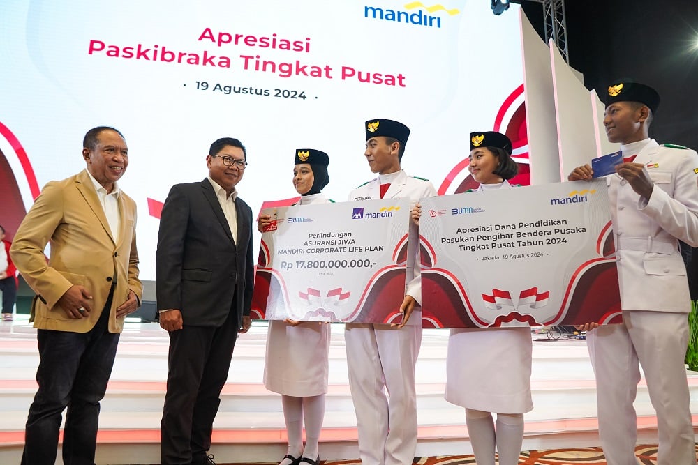  Menyala, Bank Mandiri Apresiasi Paskibraka Tingkat Pusat