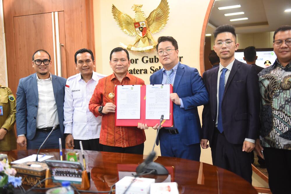  Investor China Bakal Tanam Modal Proyek PLTS 300 MW di Sumsel
