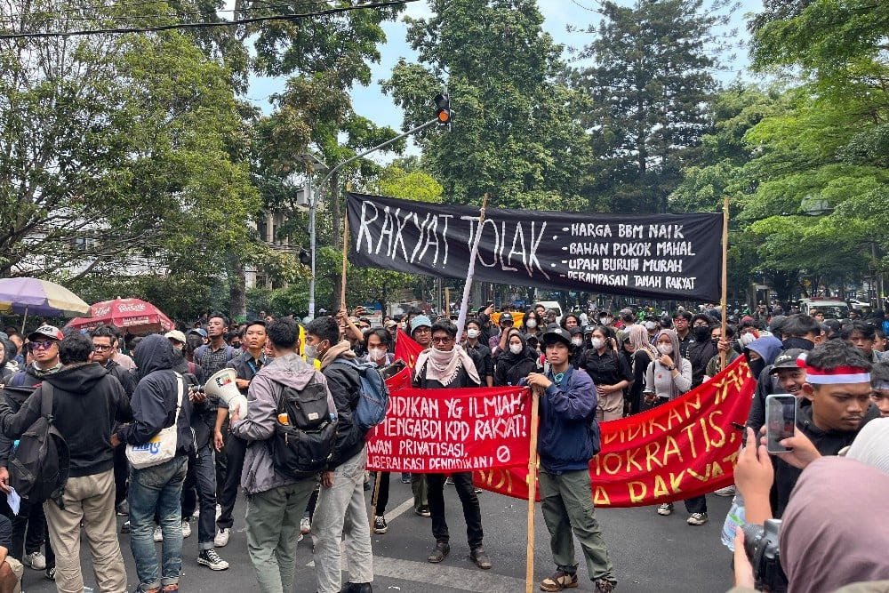  Mahasiswa Tegaskan Aksi di Bandung Murni Kemarahan pada Kondisi Demokrasi Saat Ini