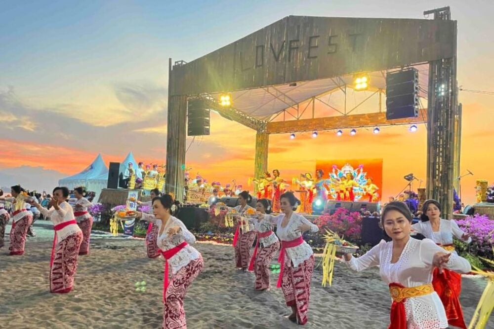  Lovina Festival Dorong Potensi Wisata Bahari