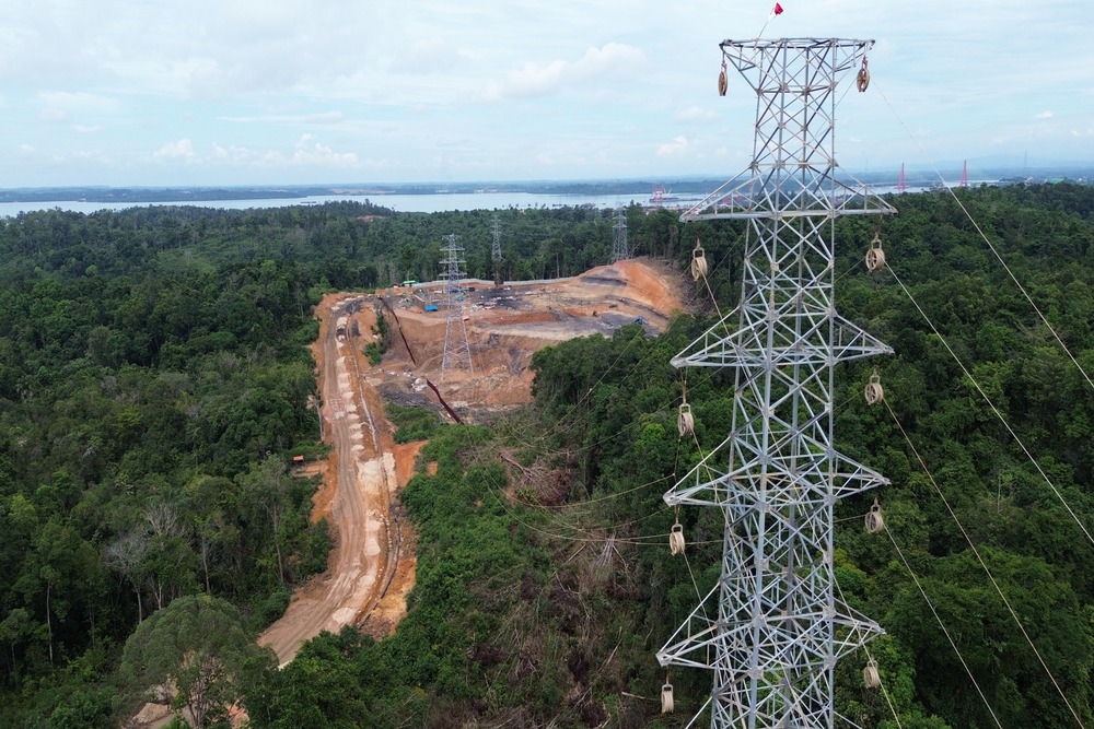  PLN Pacu Infrastruktur Kelistrikan Demi Industri Smelter di Kaltim