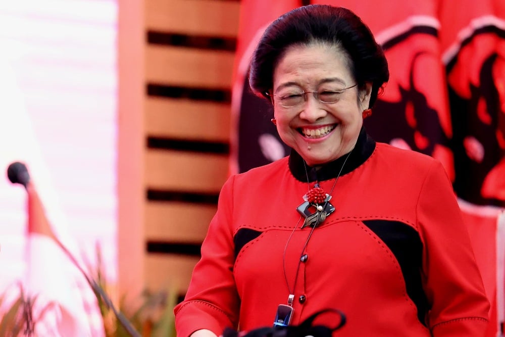  Megawati 'Roasting' Hasto: Sekjen Sekarang Cengeng, Dikit-Dikit Nangis