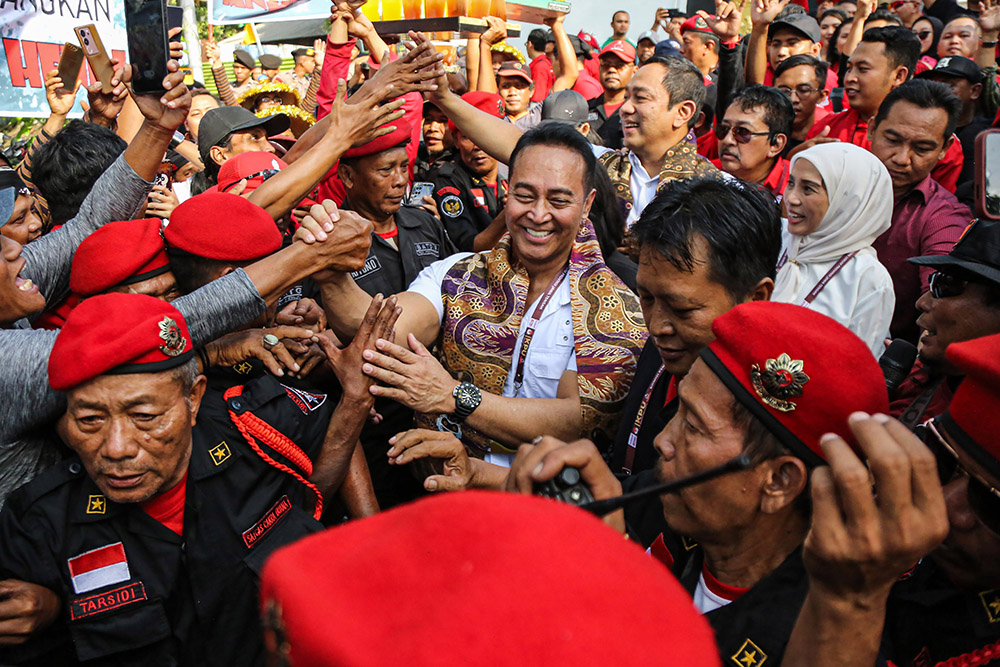  Andika Perkasa-Hendrar Prihadi Mendaftar Ke KPU Jawa Tengah