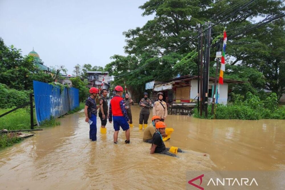  Banjir Melanda Sejumlah Wilayah di Balikpapan