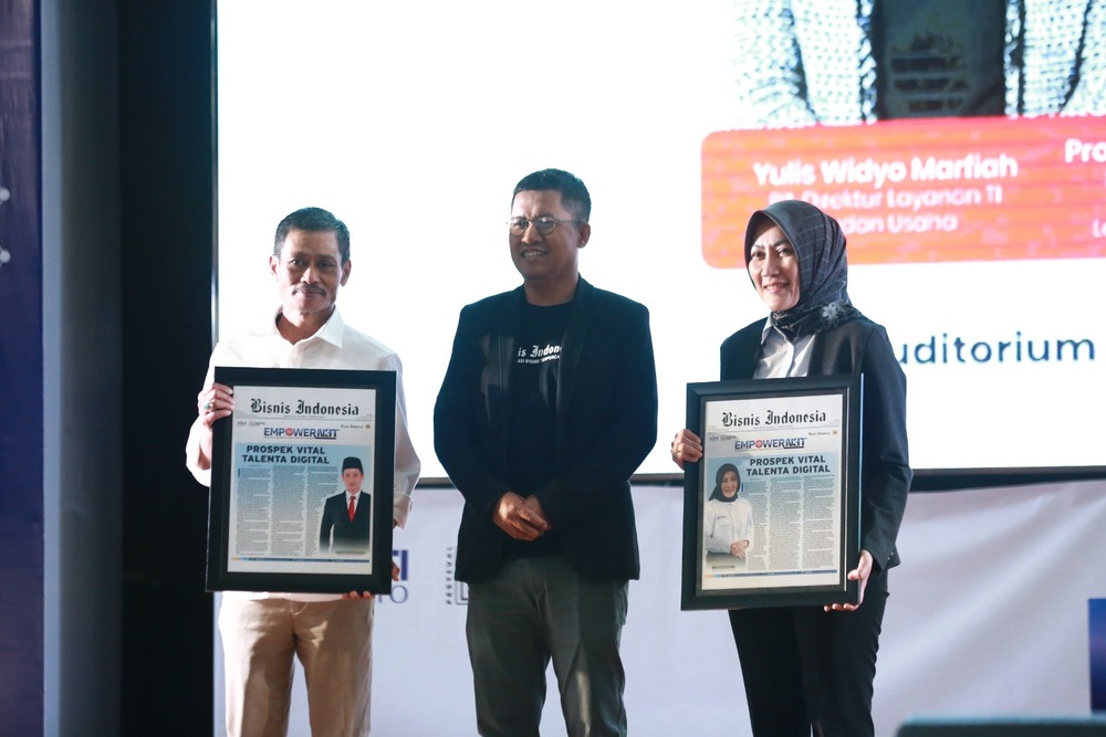 Bisnis Indonesia dan Bakti Kominfo Bagikan Literasi Digital di Universitas Lambung Mangkurat