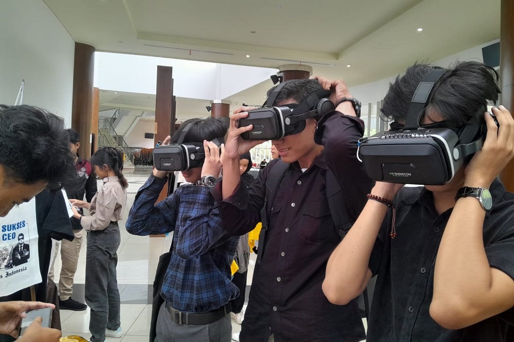  Festival Literasi Digital 2024 Tarik Antusiasme Mahasiswa, Teknologi VR Jadi Sorotan