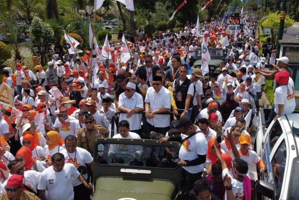  Pilgub NTB: Pasangan Zulkieflimansyah-Suhaili Mendaftar ke KPUD NTB