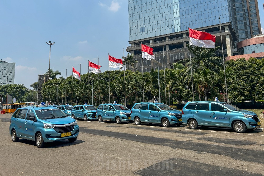  Laba Blue Bird Mencatatkan Kenaikan