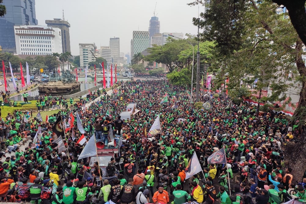  Demo Ojol Tuntut Potongan Tarif 20% Diturunkan dan Pembekuan Akun Dihapus