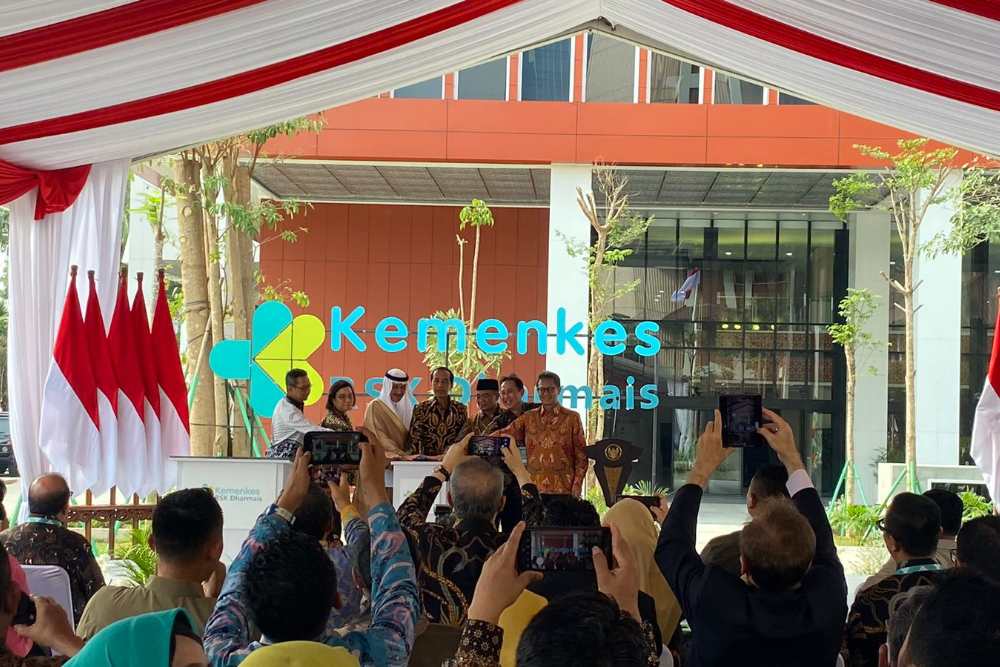  Jokowi Resmikan Gedung Pelayanan Kanker RS Dharmais Senilai Rp777 Miliar