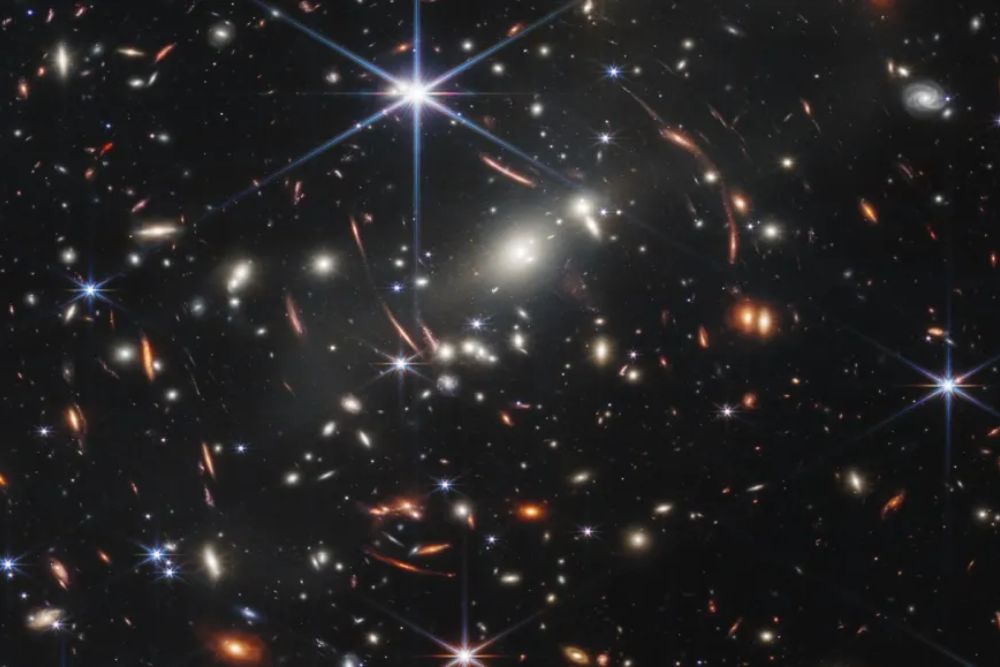  Astronom Temukan Lingkaran Radio Aneh di Dekat Pusat Galaksi Bumi