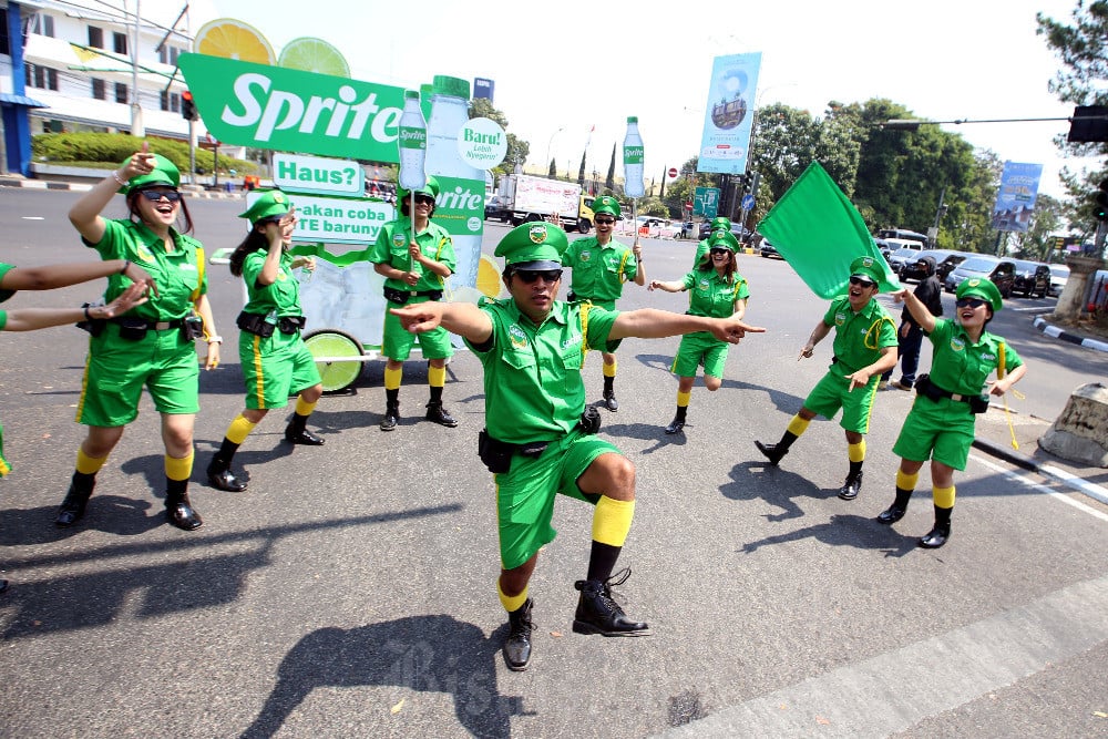  Coca-Cola Indonesia Bagikan Sprite Gratis di Tiga Titik Kota Bandung