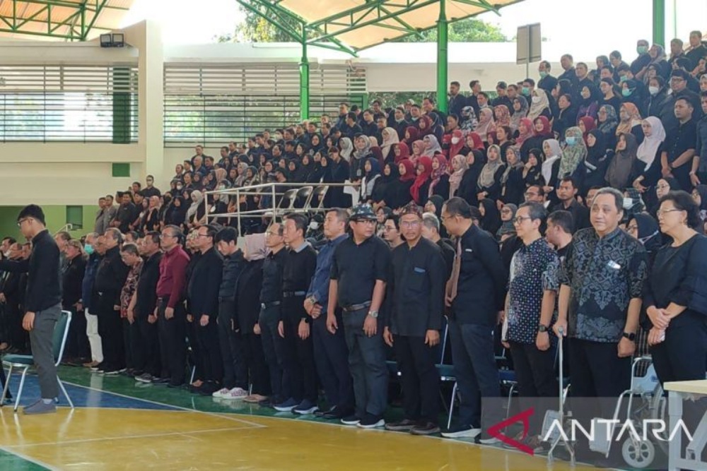  Dekan FK Undip Irit Bicara Usai Praktiknya Diberhentikan oleh RS Kariadi