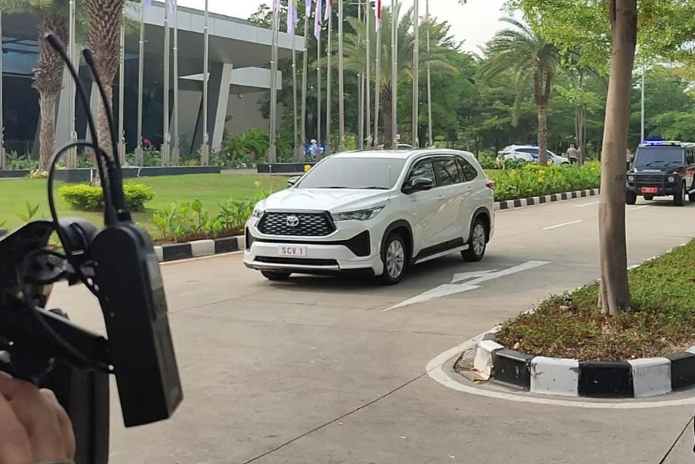  Penampakan Innova Zenix SCV 1, Mobil Paus Fransiskus Selama di Jakarta