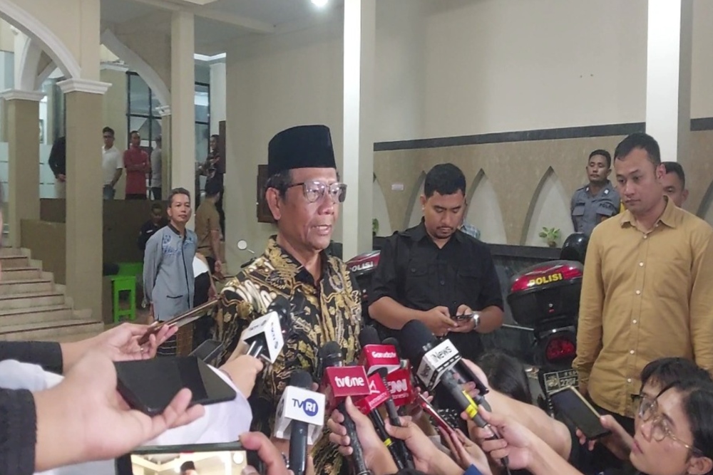  Mahfud Dukung KPK Selidiki Perilaku Hedon Kaesang-Erina Dalam Konteks Gratifikasi