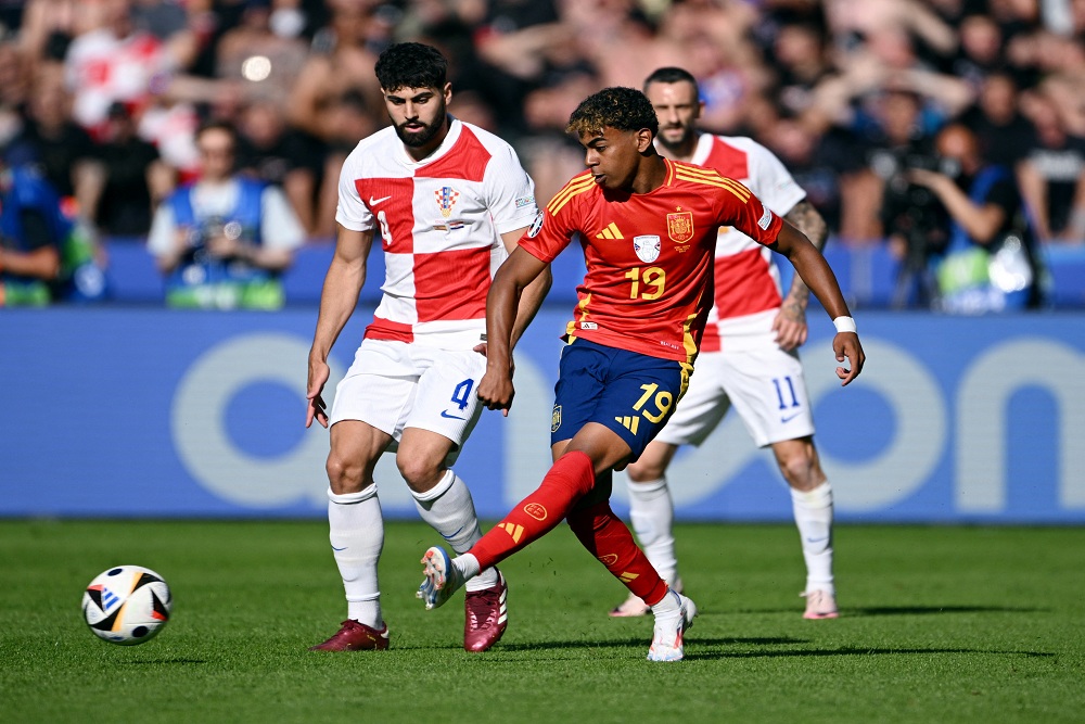  Daftar Nominasi Kopa Trophy 2024, Pemain Barcelona dan Man United Bersaing Ketat