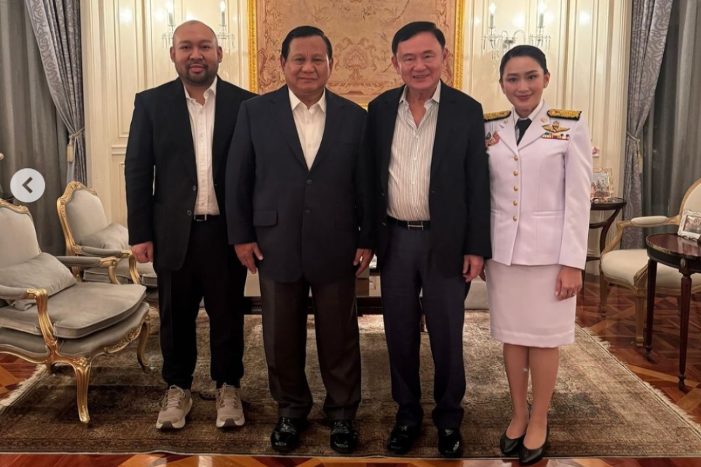  Bukan Gibran, Prabowo Ditemani Didit saat Temui Eks PM Thailand Thaksin Shinawatra