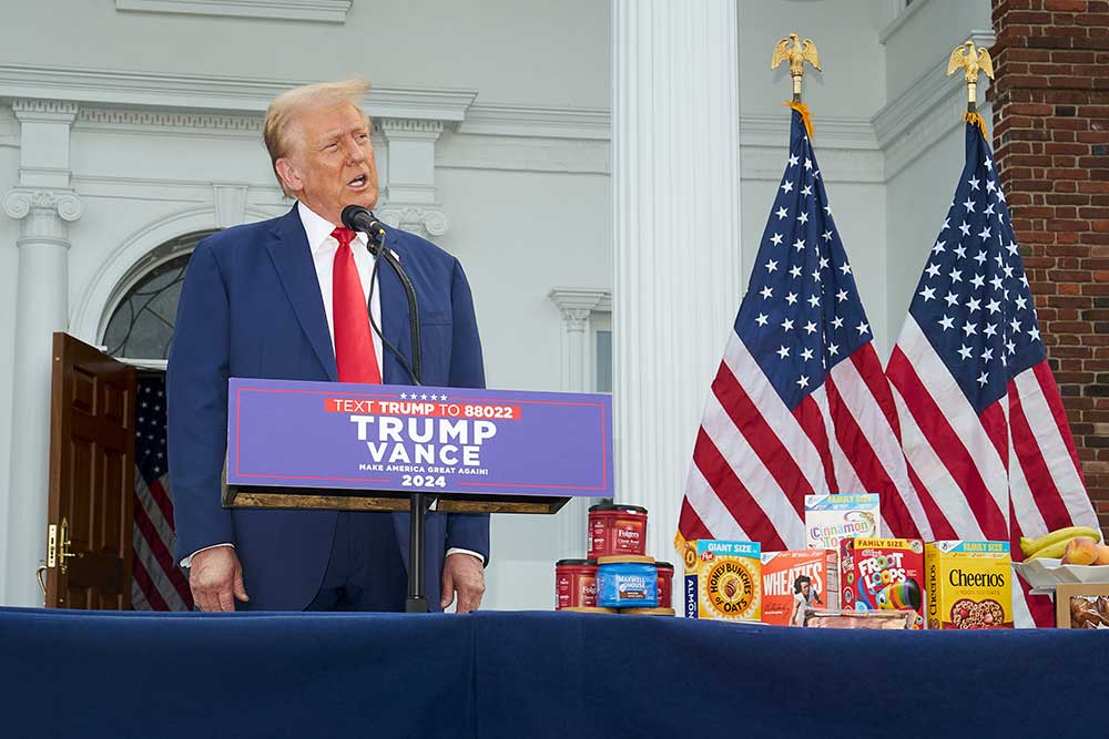  Capres AS Donald Trump Ancam Kenakan Tarif 100% ke Negara yang Lakukan Dedolarisasi