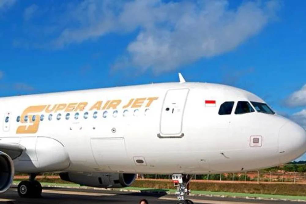 Pesawat Super Jet Air