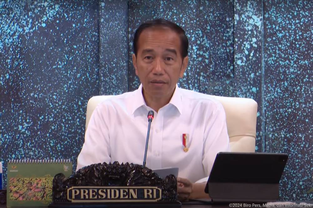 Presiden Jokowi saat menyampaikan pengantar pada Rapat Sidang Kabinet Perdana di IKN, Senin (12/8/2024) - Youtube Setpres.
