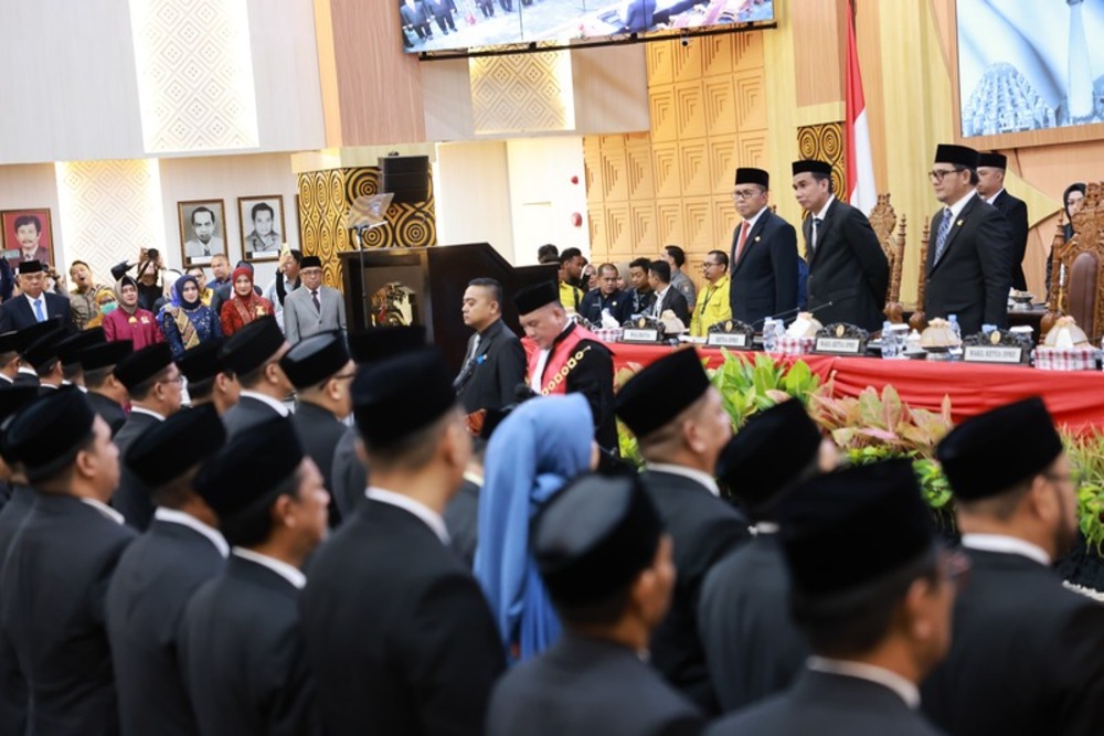 Suasana pelantikan Anggota DPRD Kota Makassar masa jabatan 2024 - 2029 pada Senin (9/9/2024) di Gedung DPRD Kota Makassar./Pemkot Makassar.