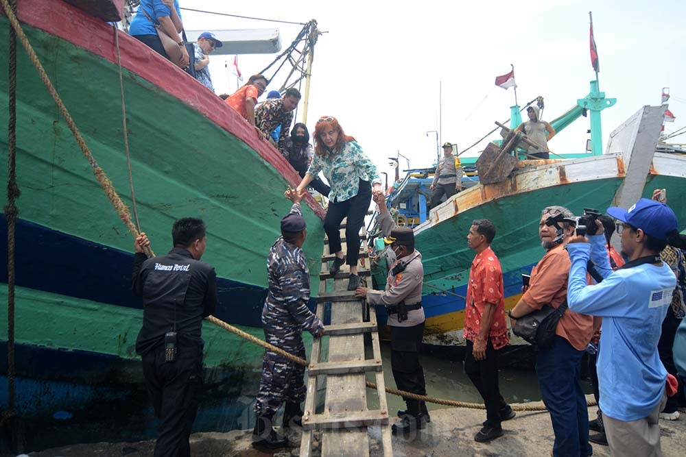  Uni Eropa dan ILO Kunjungi Pelabuhan Perikanan Jongor, Tegal