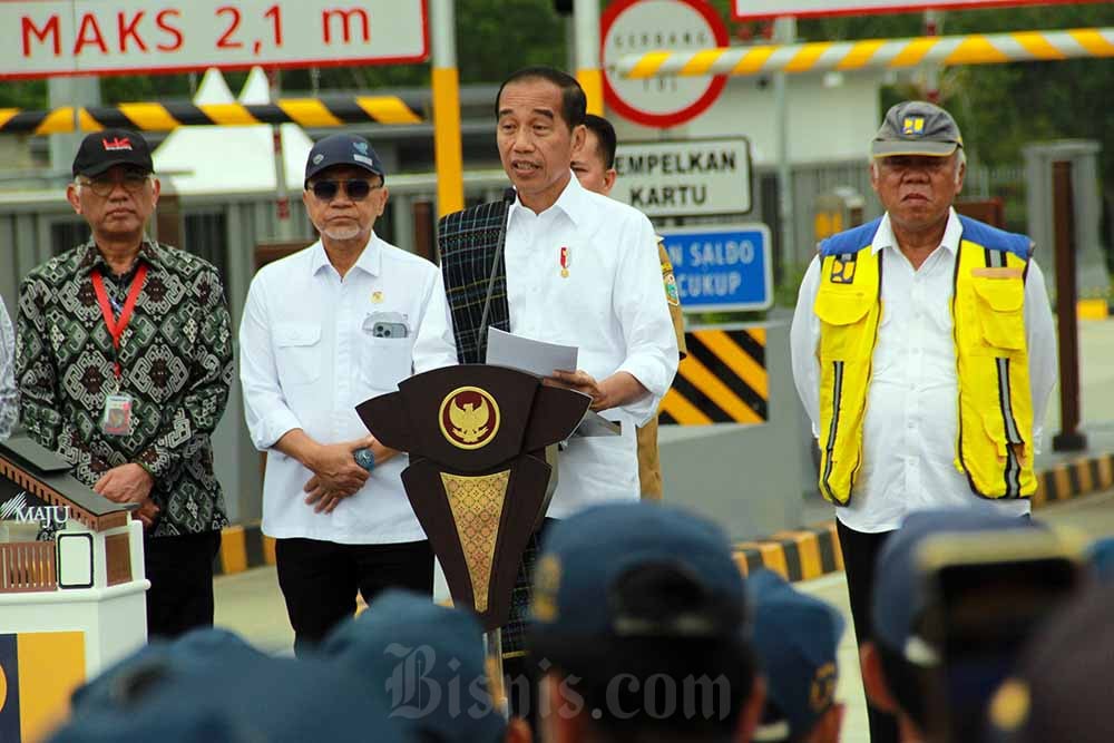  Presiden Jokowi Resmikan Jalan Tol