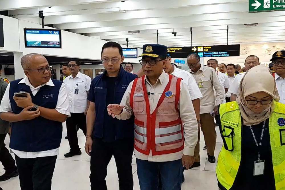  Jet Longitude Mendarat di Bandara IKN, Menhub Budi Karya: Selamat dan Sempurna