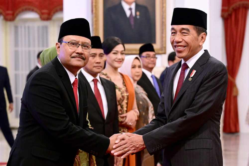  Jokowi Buka-bukaan Alasan Lantik Gus Ipul Gantikan Risma Jadi Mensos