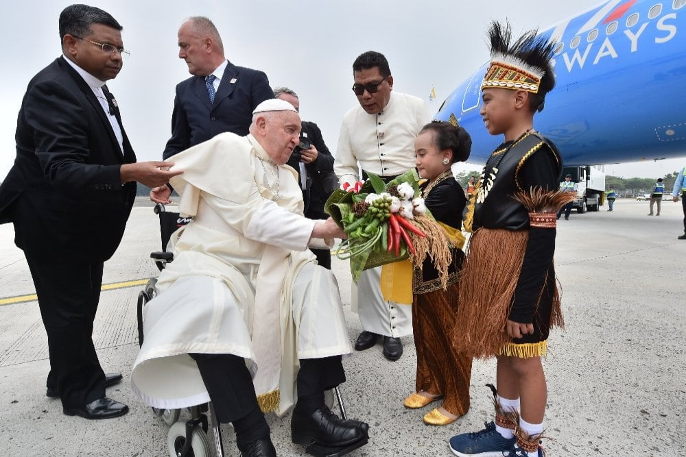  Pope Francis Delivers Unique Messages to Indonesia and Three Other Countries