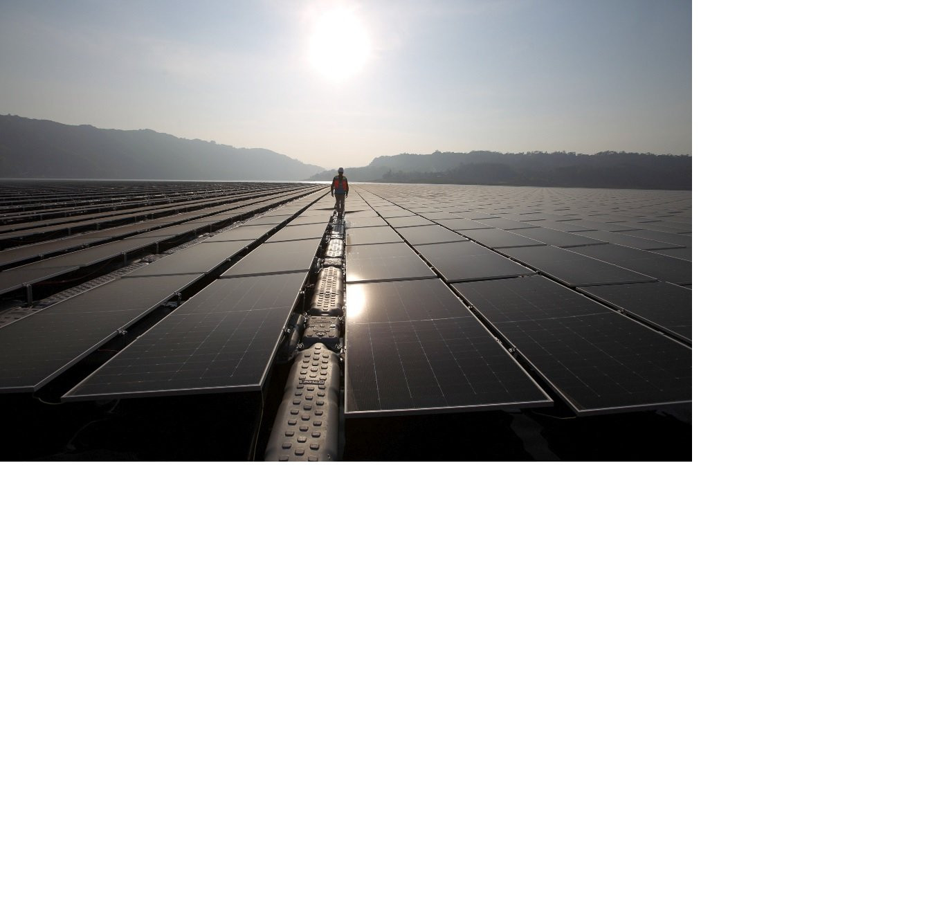  Ministry Greenlights Floating Solar Plant Projects on Reservoirs