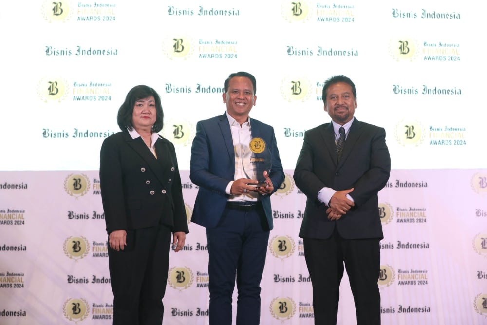  Dirut BPD Bali Dinobatkan sebagai The Best CEO BPD BIFA 2024